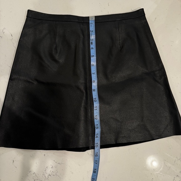 CUPCAKES AND CASHMERE | 100% Leather Skirt - Picture 16 of 16